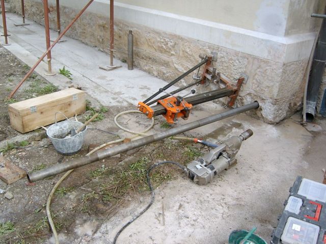 Izdelava vrtine za statično ojačitev Ø66mm dolžina cca 12m